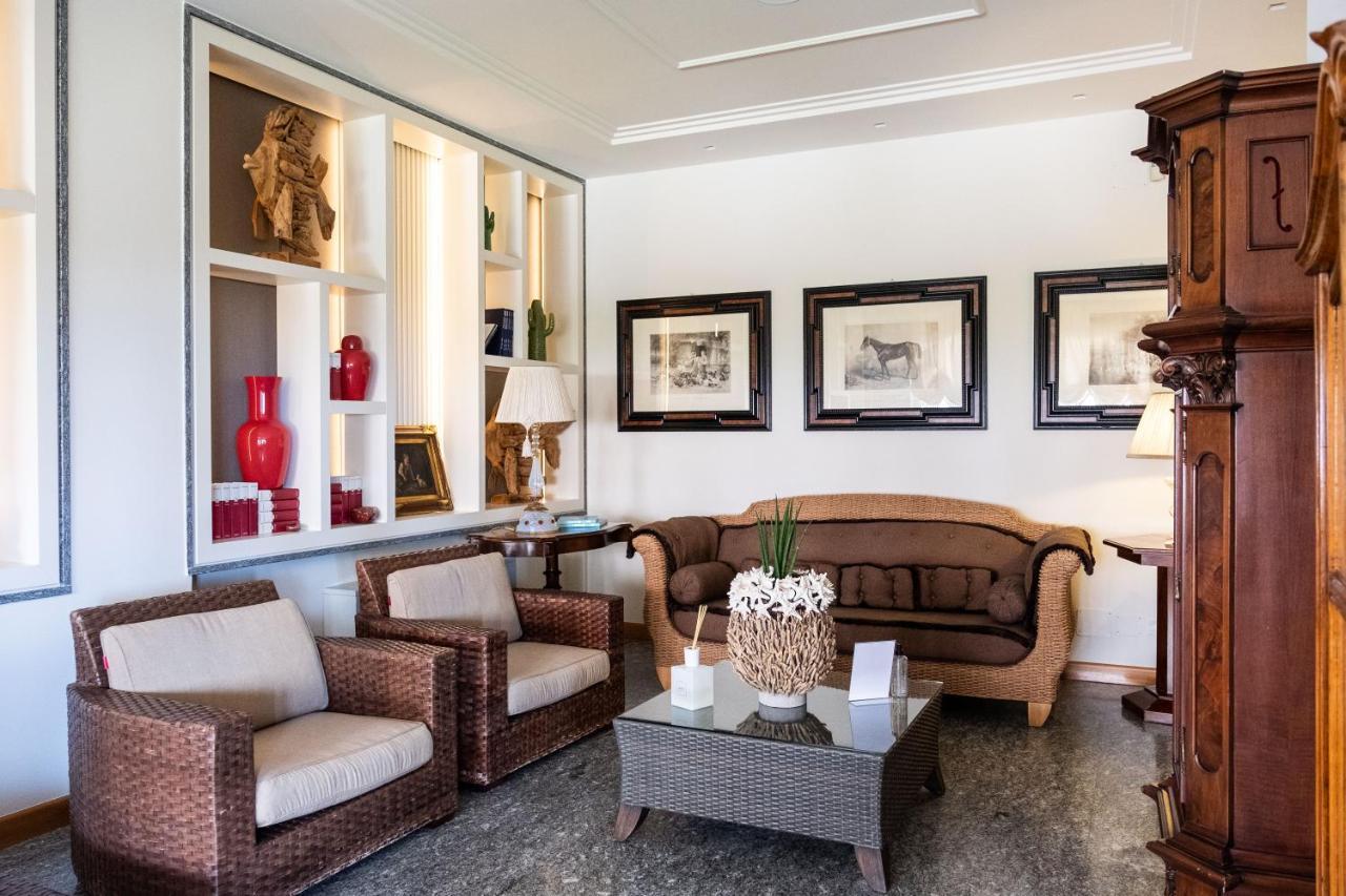 Park Brasilia Hotel 4*