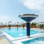 Park Brasilia Hotel 4*