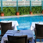 Park Brasilia Hotel 4*